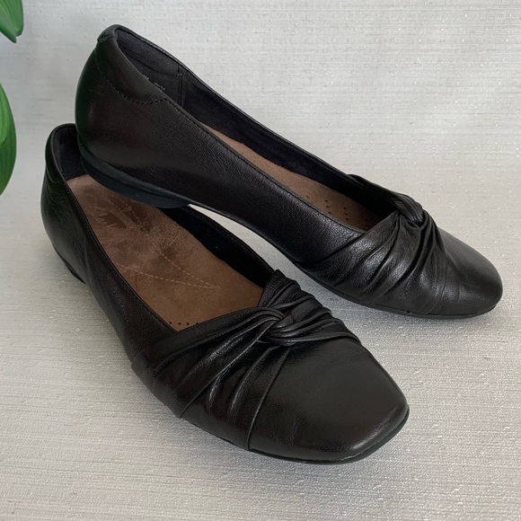 Clark’s Artisan Candra Gleam Black Leather Comfort Ballet Flats Woman’s 8M - Picture 2 of 10